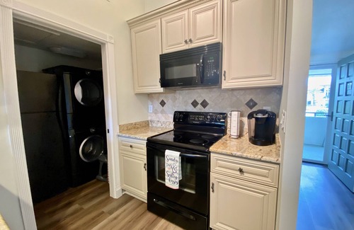 Ponte Vedra Beach Apartment | Steps to private beach in Gated Sawgrass Community! Renovated Condo.