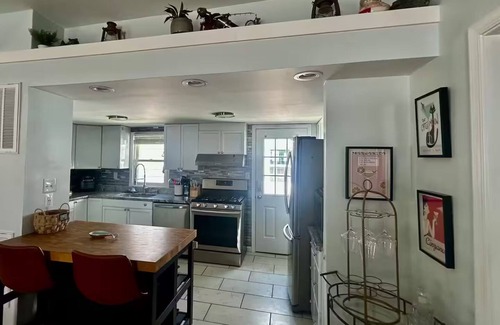 North Beach House | Steps to Sand 3BR Coastal Gem