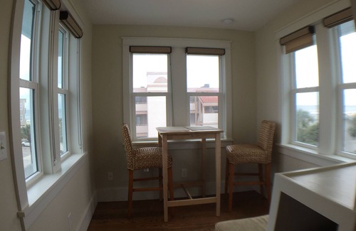 St. Augustine Beach House | Steps to the non-driving section of the beach!