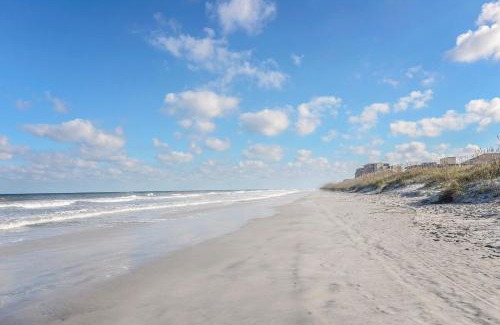 Jacksonville Beach House | Steps to the Beach from this Salt Air Home