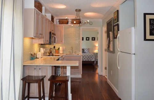 The Pines Condo | Steps to the Beach Downtown Rehoboth Beach 1BR Condo w/Parking