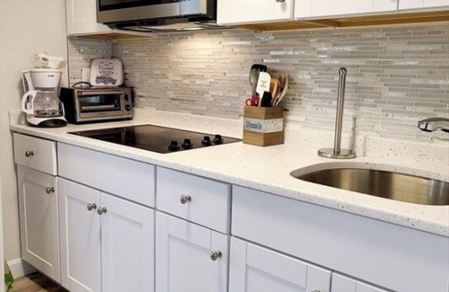 Dennis Port Apartment | Steps to the Beach and Heated Pool!