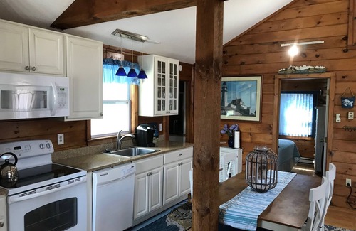 South Yarmouth Cottage | Steps To The Beach, Available n Sep 13-31