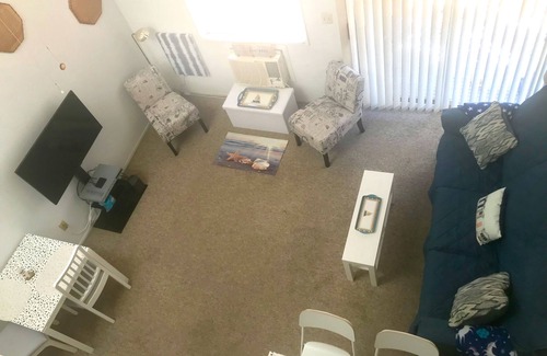 Southend Condo | Steps to the beach - - minutes to the Casinos!