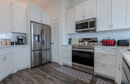 Galveston House | Steps to the beach - New remodeled townhome - Ocean view