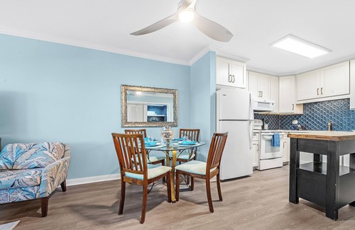 Fort Morgan Condo | Steps to the Beach, Relax & Unwind, make memories