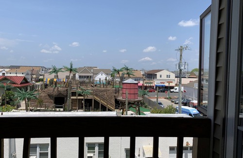 Margate City Condo | Steps to the Beach - Huge Deck and Renovated