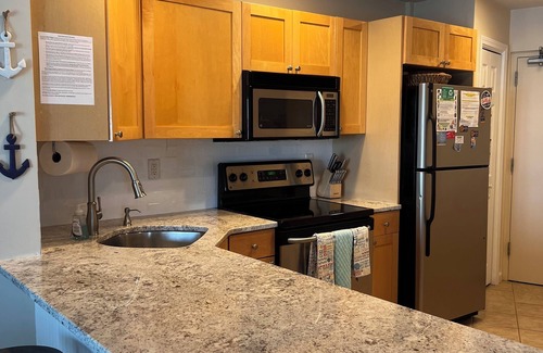 Ship Bottom Condo | Steps to the Beach, Pool, Shopping, Restaurants and Bars.Fun.n