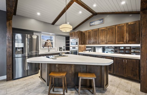Northeast Colorado Springs House | Steps to Trails+Parks+Creek+ More- Your Cozy Cottonwood Creek Casa
