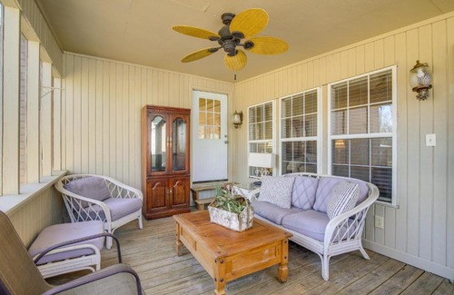 Tunica House | Steps to Tunica Lake Outdoor Retreat with Fire Pit