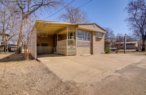 Tunica House | Steps to Tunica Lake Outdoor Retreat with Fire Pit