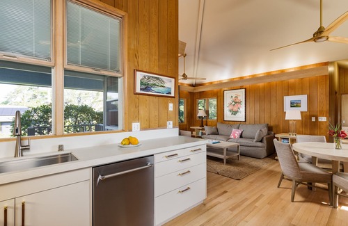 Puako House | Steps to Waialea Bay, AC, updated home