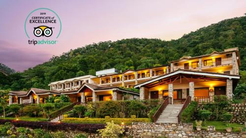 Jakh Resort | Sterling Corbett