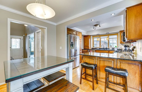 Sterling Heights House | Sterling Heights Getaway w/Fire Pit!