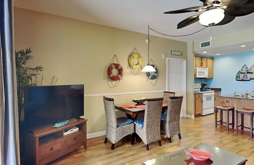 Panama City Beach Condo | Sterling Reef #106 | Sweeping Gulf View + Resort Amenities