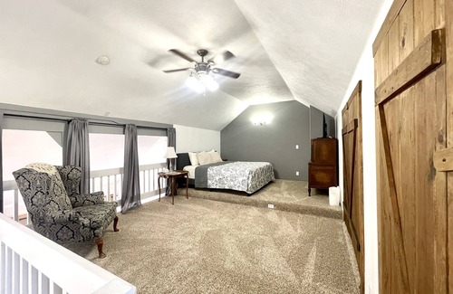 Ahwahnee Cabin | Sterling Suite - Sierra Mountain Lodge