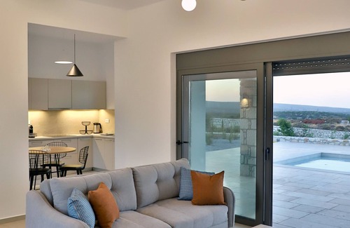 Kimouriotis Villa | Sternes Tropicana Executive Villa with pool, Sitia