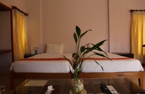 Kampong Thma Hotel | Steung Chinet Bungalow