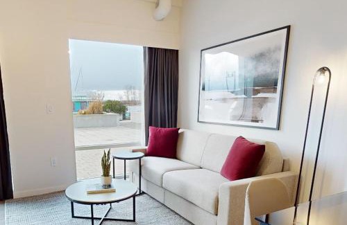 Steveston Hotel | Steveston Waterfront Hotel