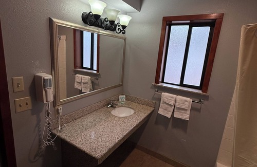 Cle Elum Hotel | Stewart Lodge