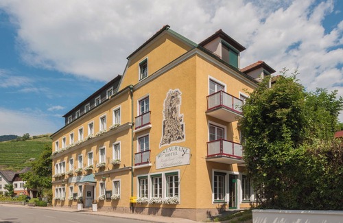 Spitz Hotel | STIERSCHNEIDERS Weinhotel Wachau