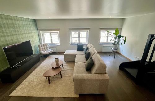 Broekwijk Apartment | Stilias Apartment 6P City Center