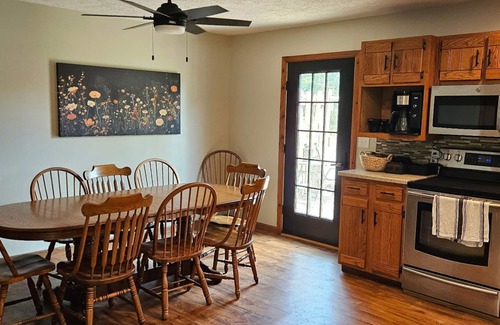 Sulphur Springs House | STILL at 4470