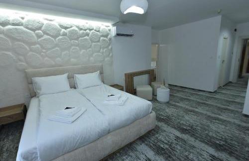 Mineralni Bani Hotel | Stillaterm SPA