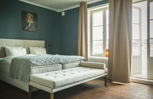 Amotsbruk Hotel | Stilleben Hotell