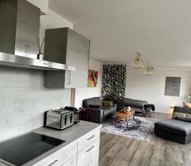 Stadtmitte Apartment | Stillvolles Apartment mitten in little Tokyo