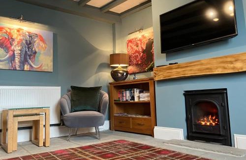 Leven House | Stillwater Cottage, Leven Village, Beverley
