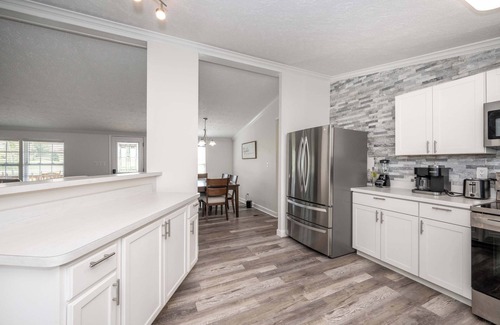 Williamstown House | Stillwater Hollow - For 8!