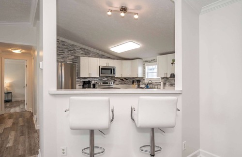Williamstown House | Stillwater Hollow - For 8!