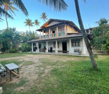 Midigama East Hotel | STILT Midigama