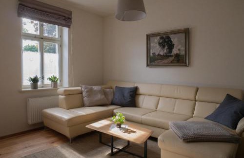 Panitzsch Apartment | Stilvolle Ferienwohnungen nahe Leipzig mit WLAN, Netflix, Garten