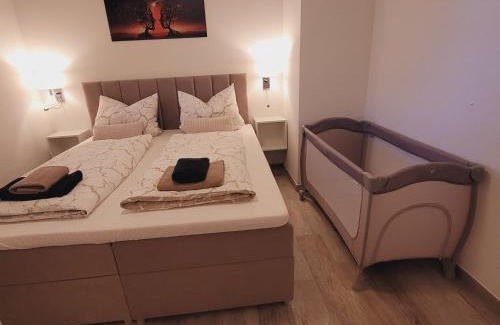 Floha Apartment | Stilvolle Fewo Vogelnest, barrierefrei, Smart-TV, Parkplatz