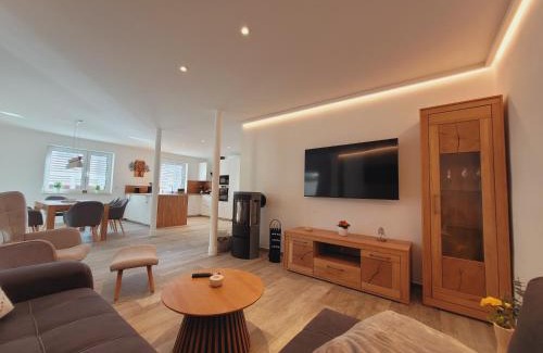 Floha Apartment | Stilvolle Fewo Vogelnest, barrierefrei, Smart-TV, Parkplatz
