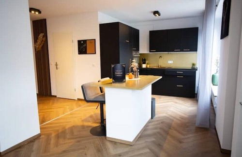 Duisburg City Center Apartment | Stilvolle Stadtwohnung