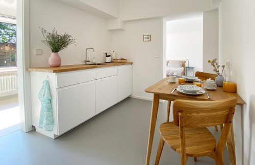 Wolfratshausen Apartment | Stilvolles Apartment mit Bergblick-Hütte und Garten