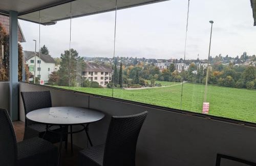 Oberwil House | Stilvolles Privatzimmer im Einfamilienhaus nahe Basel