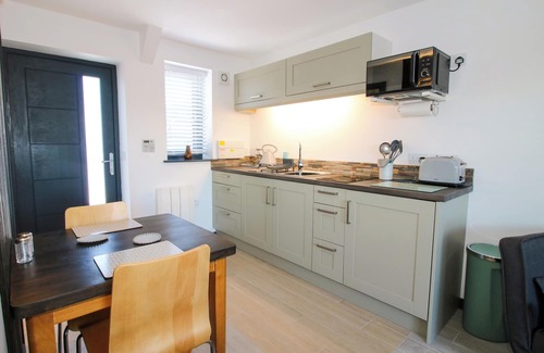 Bromlow Cottage | Stiper View Barn 2