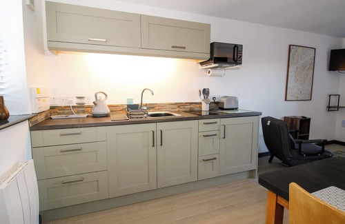 Bromlow Cottage | Stiper View Barn 2