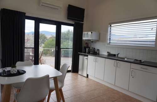 Merrijig Apartment | Stirling Apartment 1