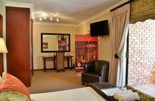 Schoemansville House | Stirling Manor Boutique Guest House