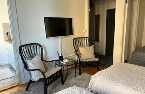 Norrmalm Apartment | Stockholm Loft Haven 3 Beds in a 1- Bedroom Gemn