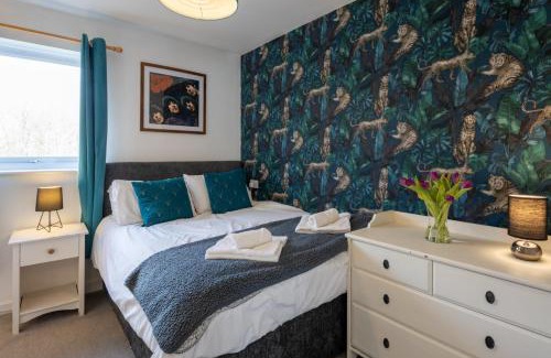 Hanham House | Stockwood House by Cliftonvalley Apartments