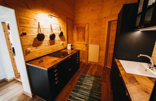 Koppl Ski Chalet | Stodingerhütte