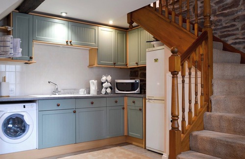 Angelbank Cottage | Stoke Court Farm Barn