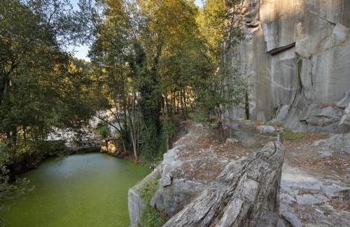Marco de Canaveses Villa | Stone and Villas