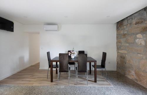 Marco de Canaveses Villa | Stone and Villas